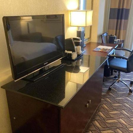 Radisson Hotel Austin - University Ngoại thất bức ảnh