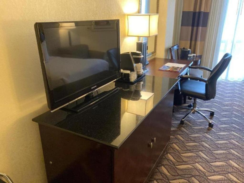 Radisson Hotel Austin - University Ngoại thất bức ảnh