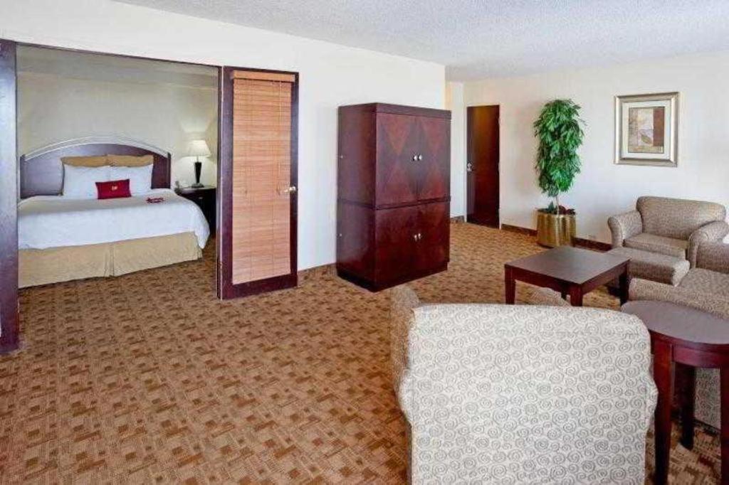 Radisson Hotel Austin - University Ngoại thất bức ảnh